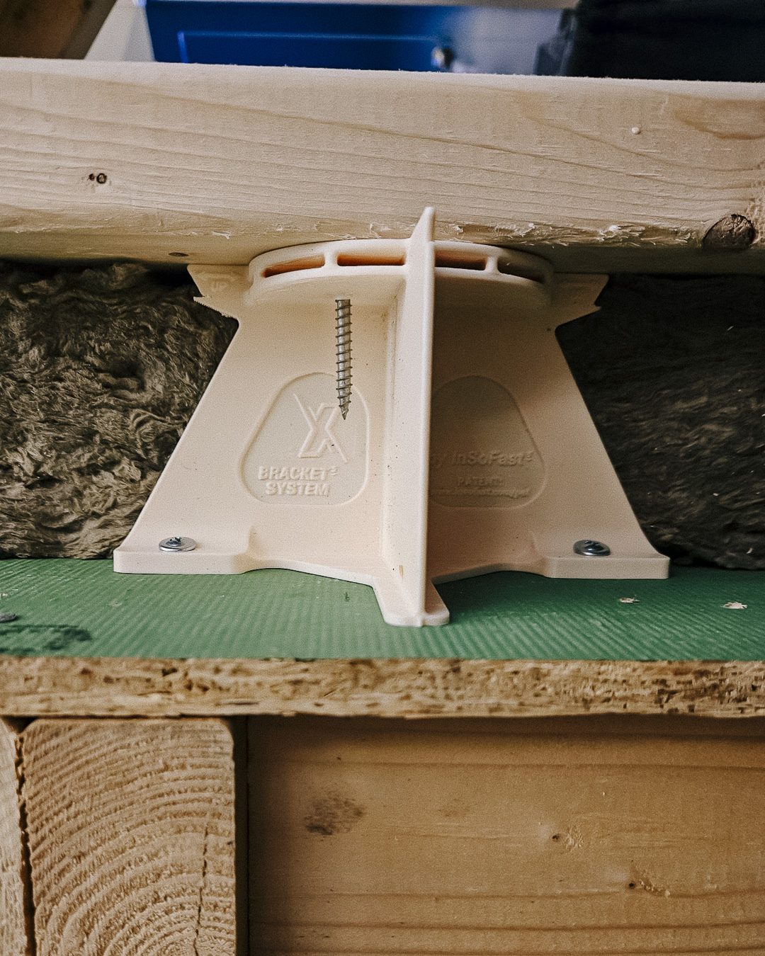 InSoFast Batt-Brackets